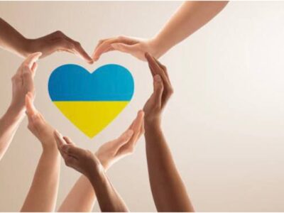 Корисні чат-боти та сервіси, які можуть допомогти внутрішнім переселенцям