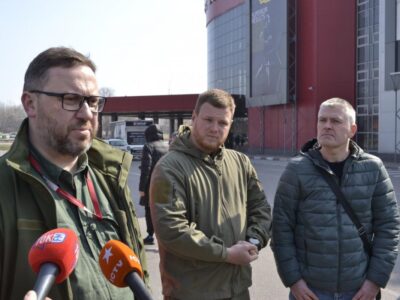 Lehistan ükümeti, Kıyıv vilâyetiniñ zarar körgen meskür yerlerine gumanitar yardım berdi