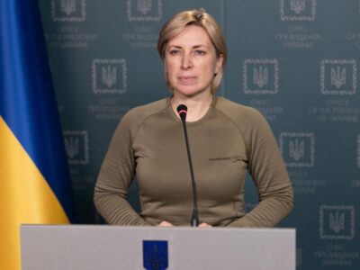 İrina Vereşçuk dünya cemaatını Hersonnıñ sakinlerine yardım etmek içün birleştirmege çağırdı