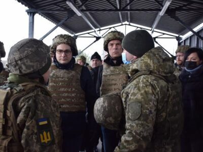 Глави МЗС Чехії, Австрії та Словаччини відвідали КПВВ «Станиця Луганська»
