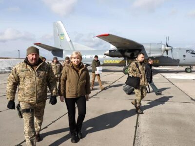 Ірина Верещук разом із групою урядовців, народних депутатів та журналістів перебувають у районі ООС (оновлено)