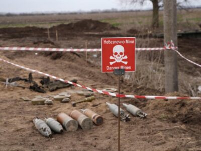 Обережно, міни: Мінреінтеграції закликає бути уважним на пересіченій місцевості