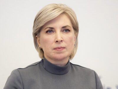 Ірина Верещук: з’явилась надія на евакуацію цивільних з “Азовсталі” – починаємо планувати операцію (оновлено)