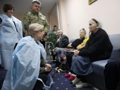 Команда Мінреінтеграції відвідала Черкаський геріатричний пансіонат