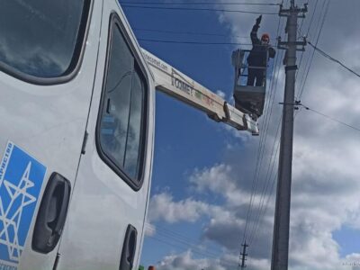 На деокупованих територіях Харківщини триває відновлення електромереж і газопостачання