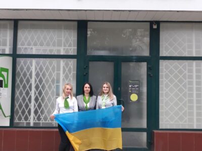 У Херсоні відновлює роботу ще одне відділення ПриватБанку