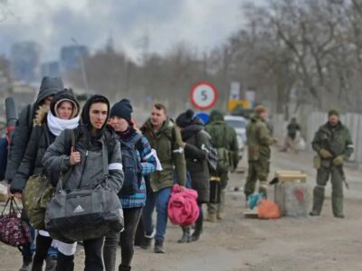 ФСБ не випускає із росіі українців з російськими паспортами