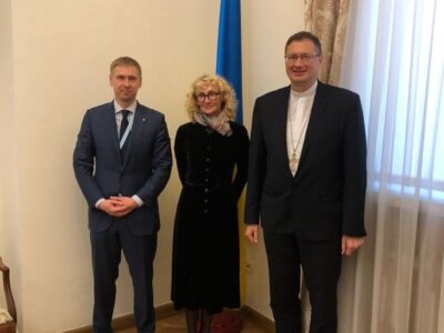 Заступник Міністра Мінреінтеграції провів зустріч з Апостольськиєм Нунцієм в Україні