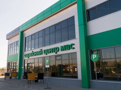 Bugünden İİNniñ servis merkezleriniñ hızmetlerini tış pasportnen almaq mümkün