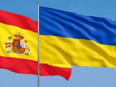 Bugünden İspaniyada ukrainalılar, aydayıcı vesiqasını deñiştire bilirler