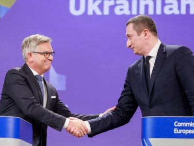 Єврокомісія планує продовжити дію тимчасового захисту для українців до березня 2027 року і створює посаду Спеціального представника з питань українців у ЄС