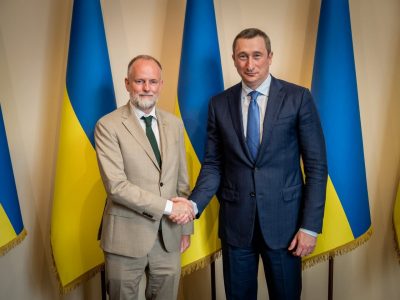 Олексій Чернишов провів зустріч із Послом Швеції в Україні